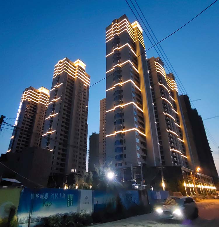 城市亮化灯具助力揭阳宏和金水湾亮化工程建�? width=