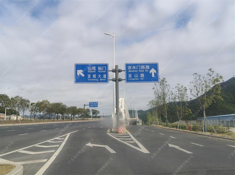 商友照明标志杆、标志牌助力深汕合作区道路工程建�? width=